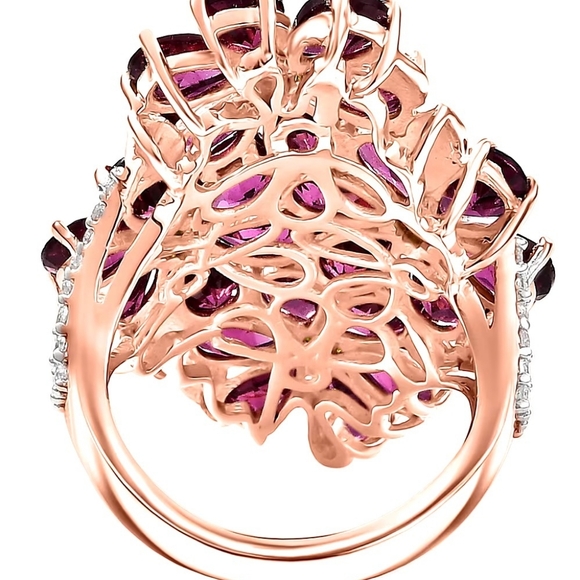 Orissa Rhodolite Garnet, Chrome Diopside With White Zircon In A Floral Ring - Picture 5 of 6